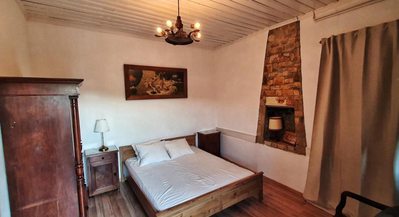 Guesthouse Parthenón Buitenkant foto