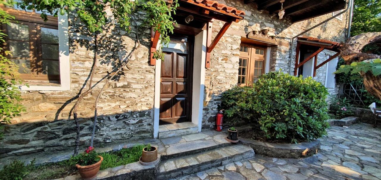 Guesthouse Parthenón Buitenkant foto
