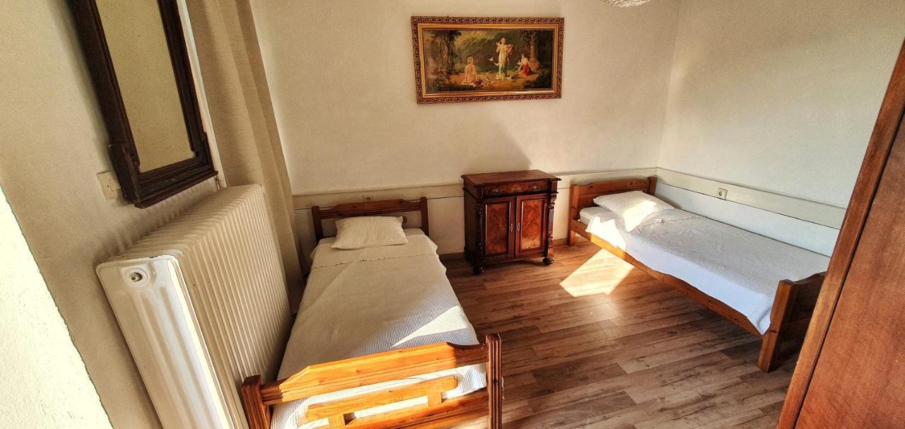 Guesthouse Parthenón Buitenkant foto