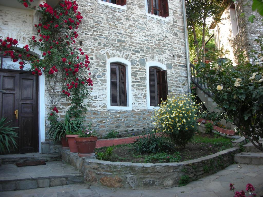 Guesthouse Parthenón Buitenkant foto